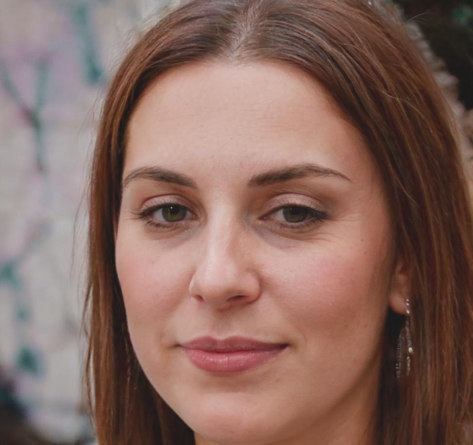 Sienna Kavanagh, Client Strategy Lead